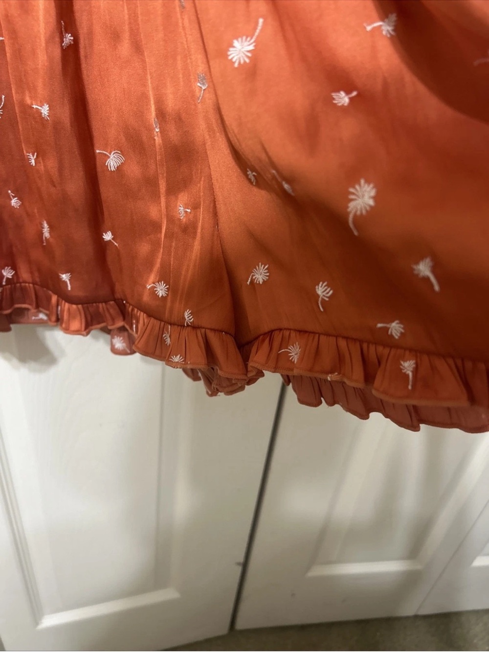 NWT Maje Rust Floral Satin V-Neck Smocked Romper Sz 4 UK T38 so cute! 385$ NWT - Picture 7 of 11